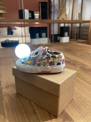 Lampada Superga taglia 18